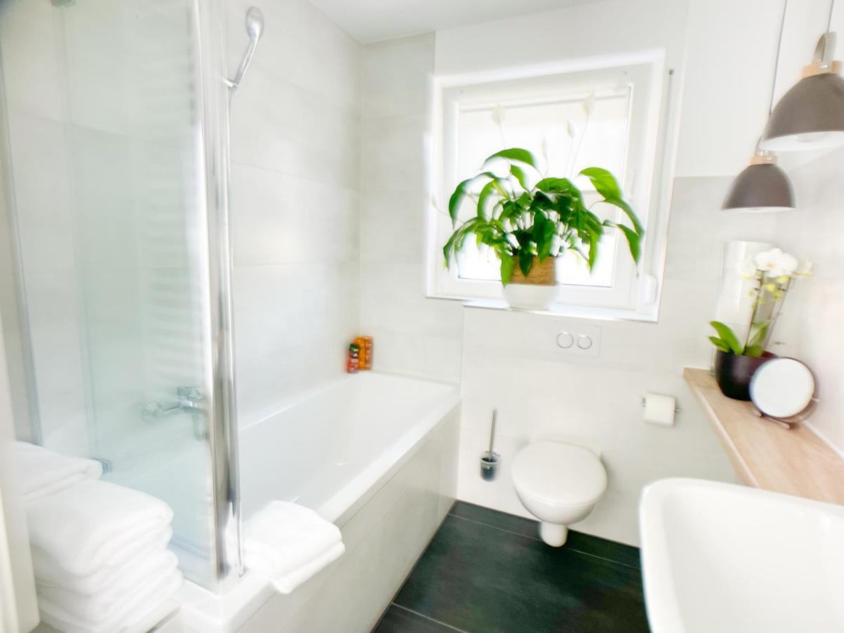 M-Style 02 Apartment Mit Balkon 24H Self-Check-In, Free Parking, Netflix Нюрнберг Экстерьер фото