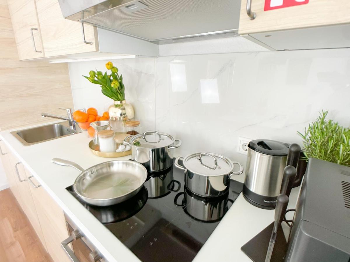 M-Style 02 Apartment Mit Balkon 24H Self-Check-In, Free Parking, Netflix Нюрнберг Экстерьер фото